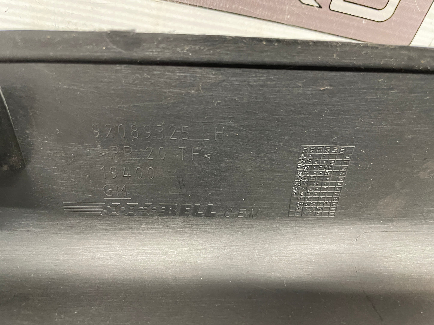 2006 Pontiac GTO LH Driver Interior Sill Carpet Retainer Trim Cover Panel OEM - Day's Parts Yard