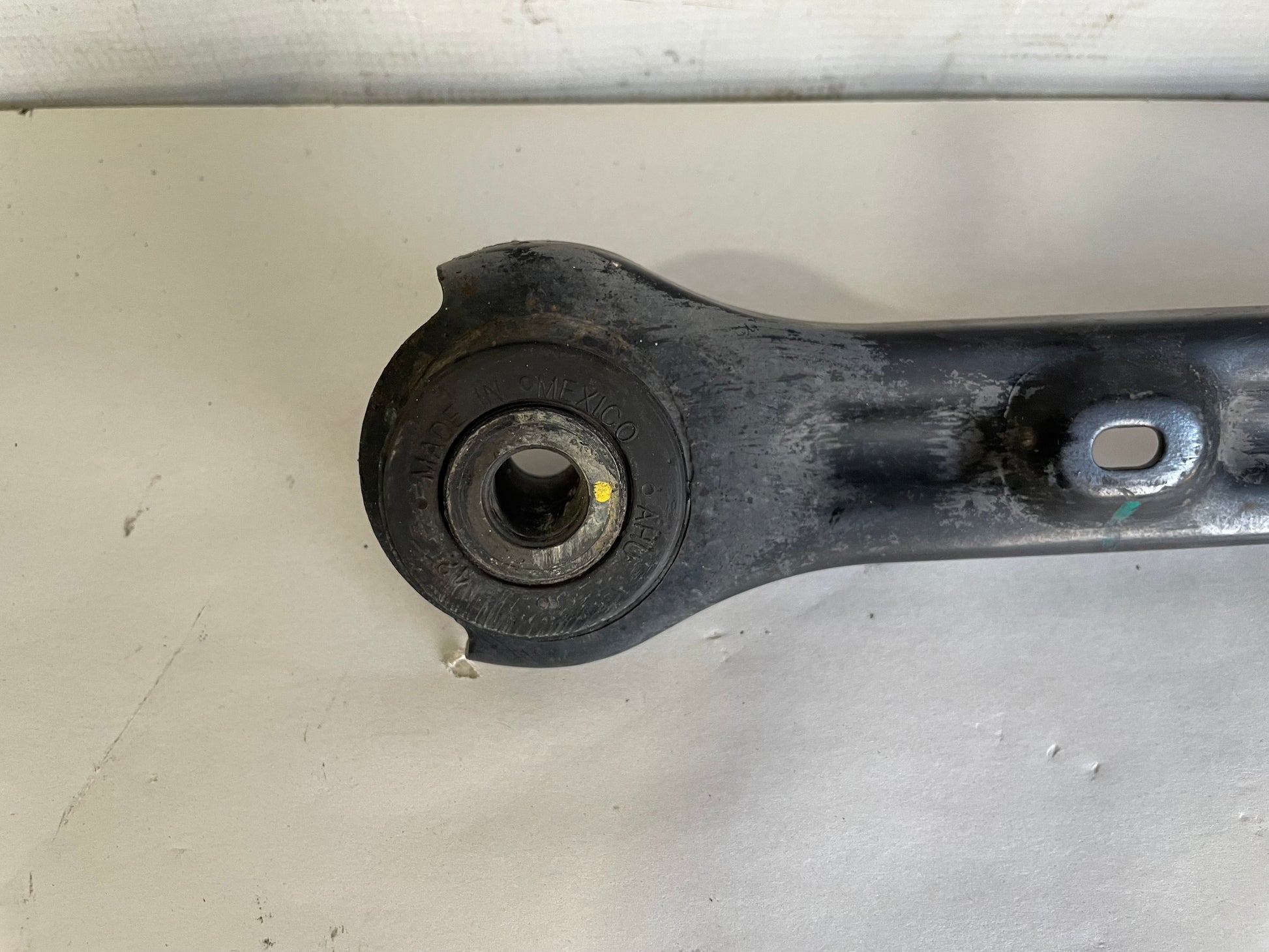 2010 Chevy Camaro SS Rear RH Passenger Trailing Drag Link Control Arm OEM - Day's Parts Yard