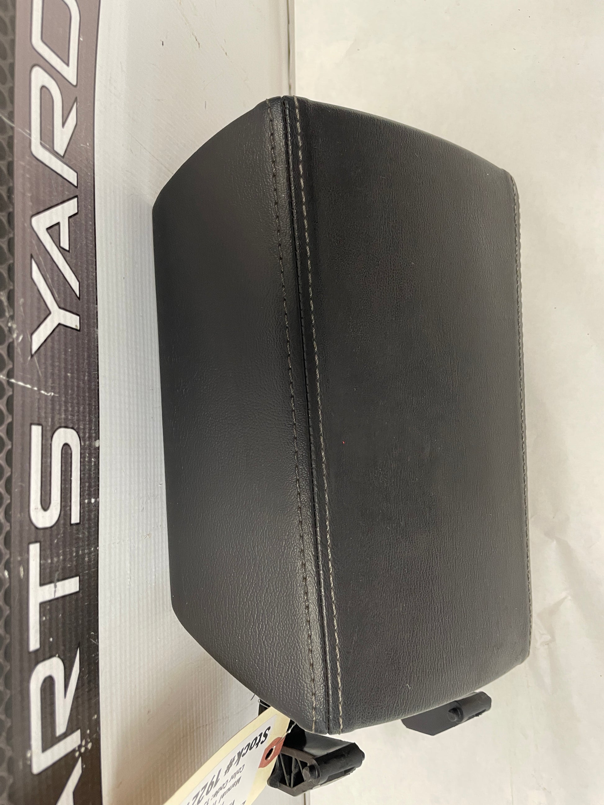 2015 Chevy Camaro SS 1LE Leather Center Console Lid OEM - Day's Parts Yard