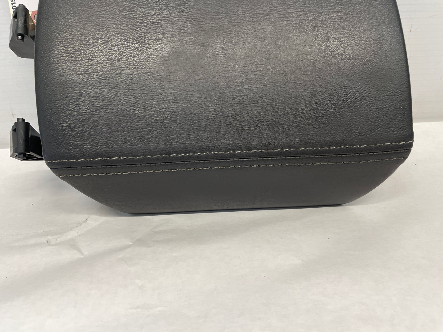 2015 Chevy Camaro SS 1LE Leather Center Console Lid OEM - Day's Parts Yard