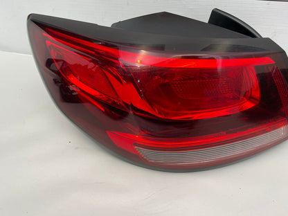 2017 Chevrolet SS Sedan RH & LH Tail Light Taillight Lamp OEM - Day's Parts Yard
