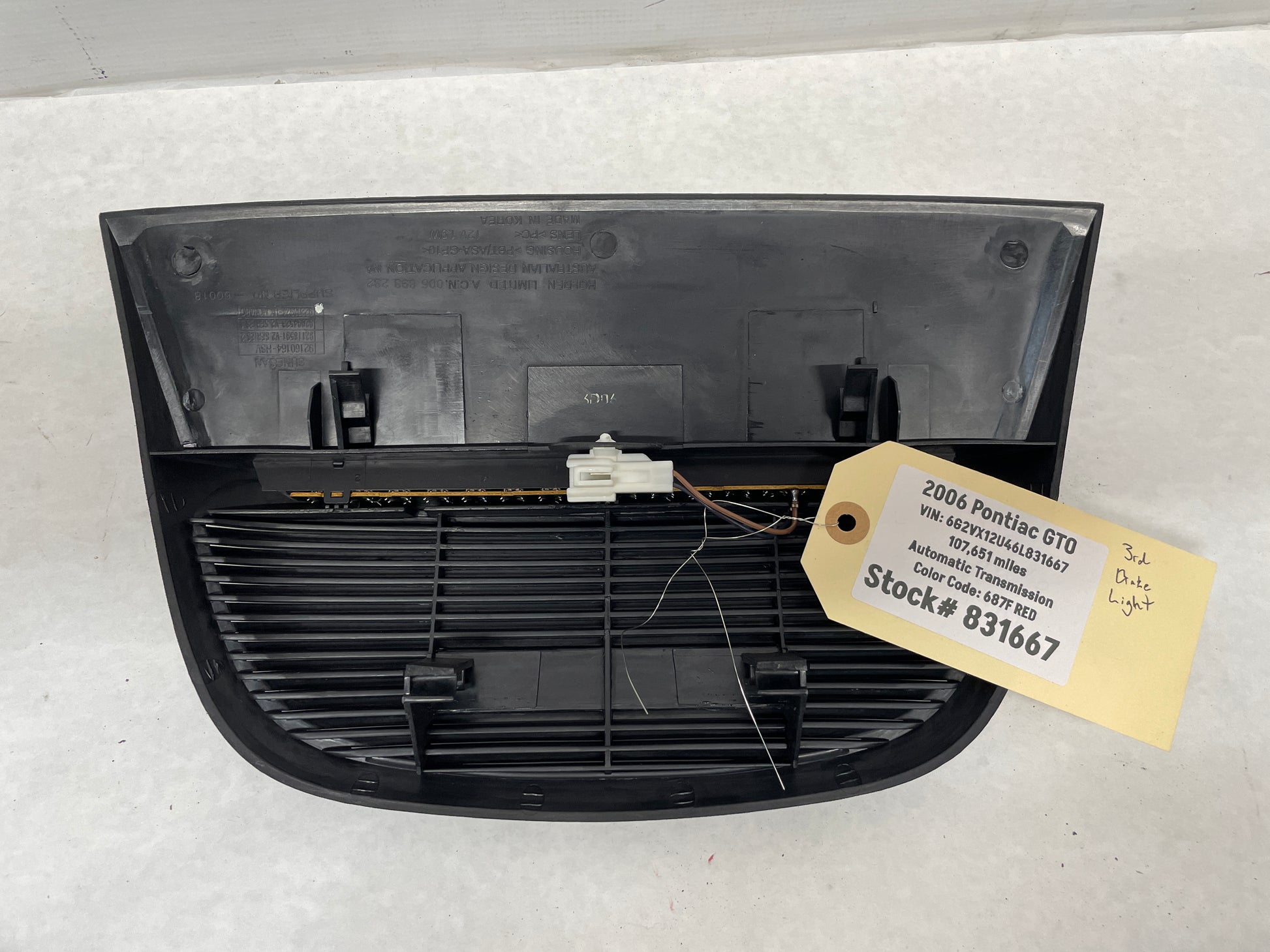 2006 Pontiac GTO 3rd Third Brake Taillight Light Lamp High Mount OEM - Day's Parts Yard