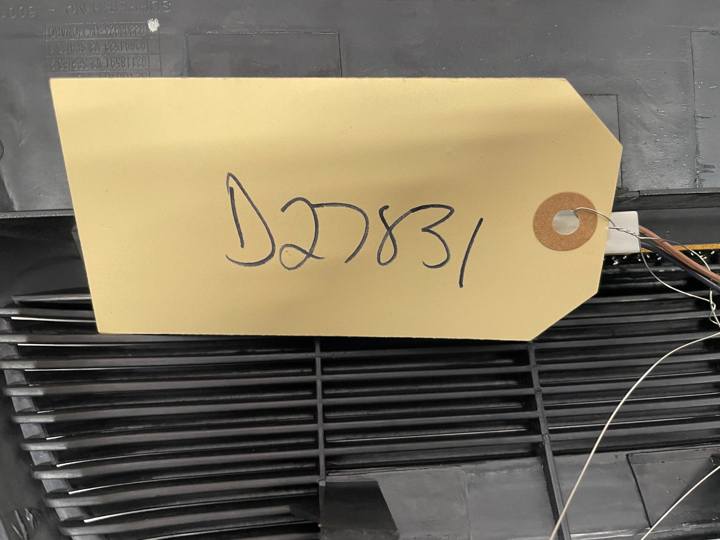 2006 Pontiac GTO 3rd Third Brake Taillight Light Lamp High Mount OEM - Day's Parts Yard