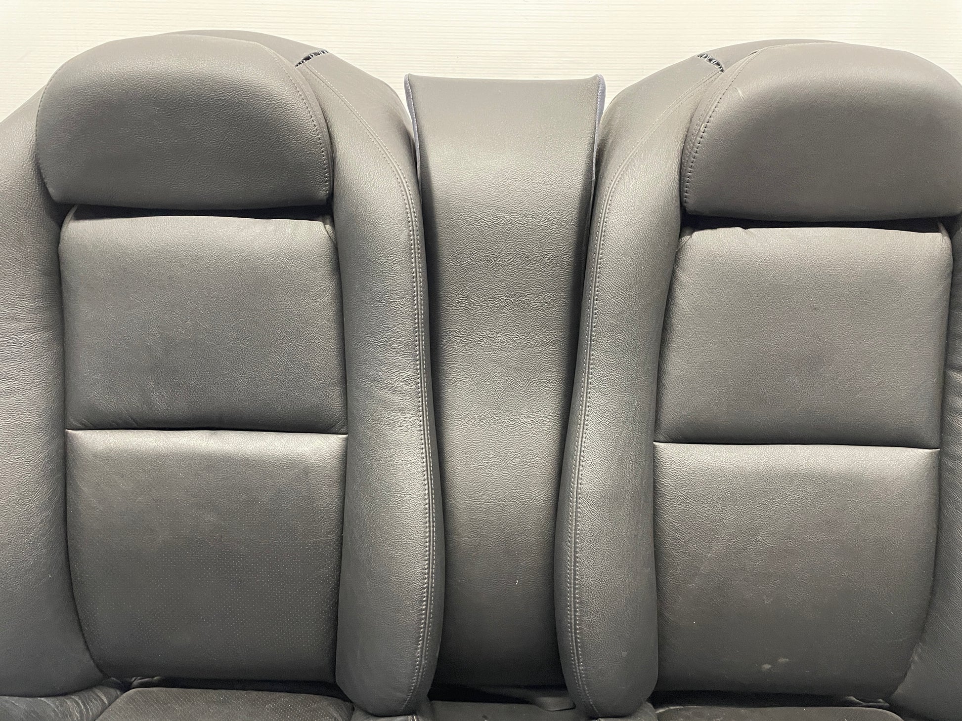 2005 Pontiac GTO Seats Rears Only OEM - Day's Parts Yard
