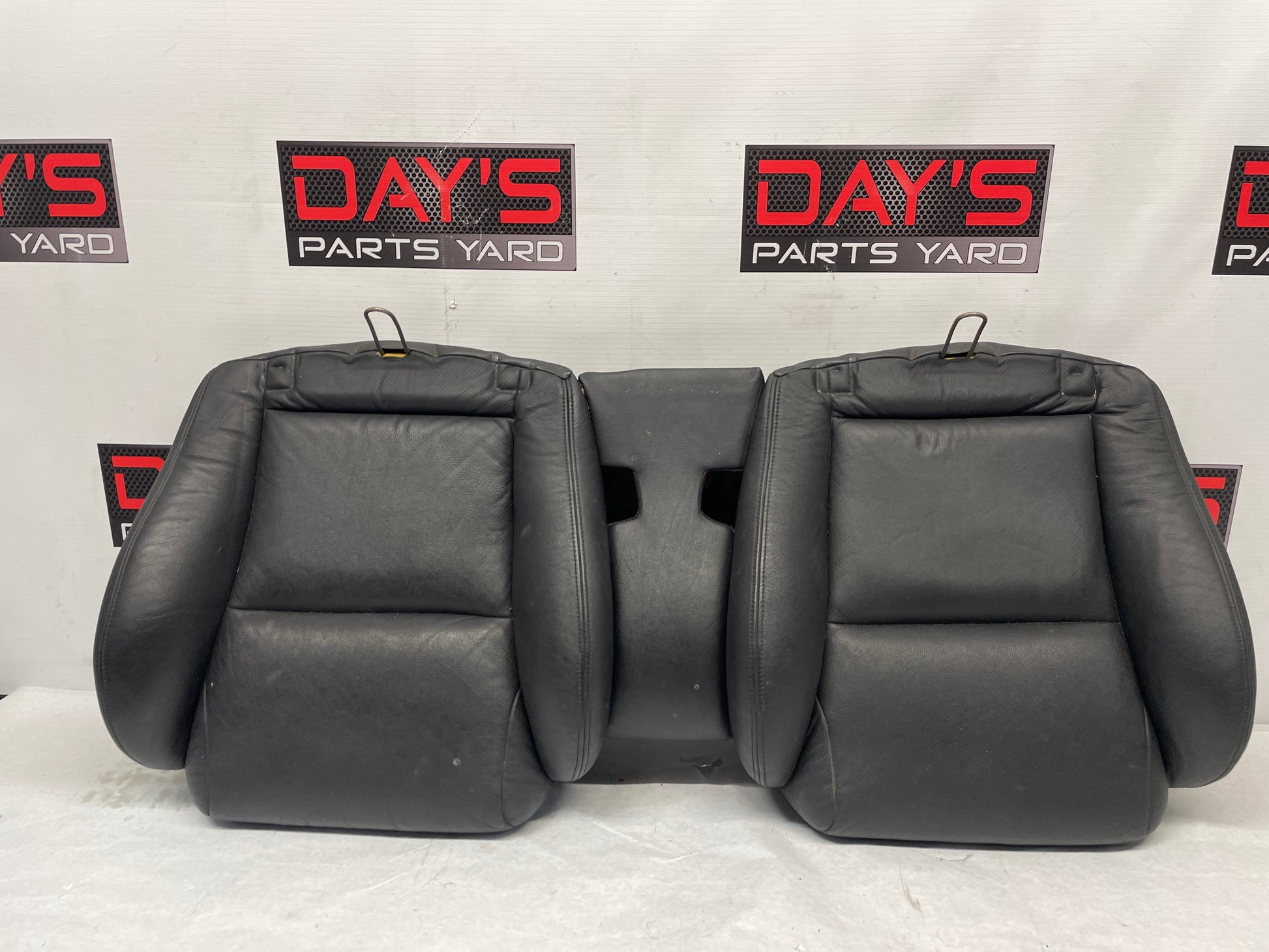 2005 Pontiac GTO Seats Rears Only OEM - Day's Parts Yard