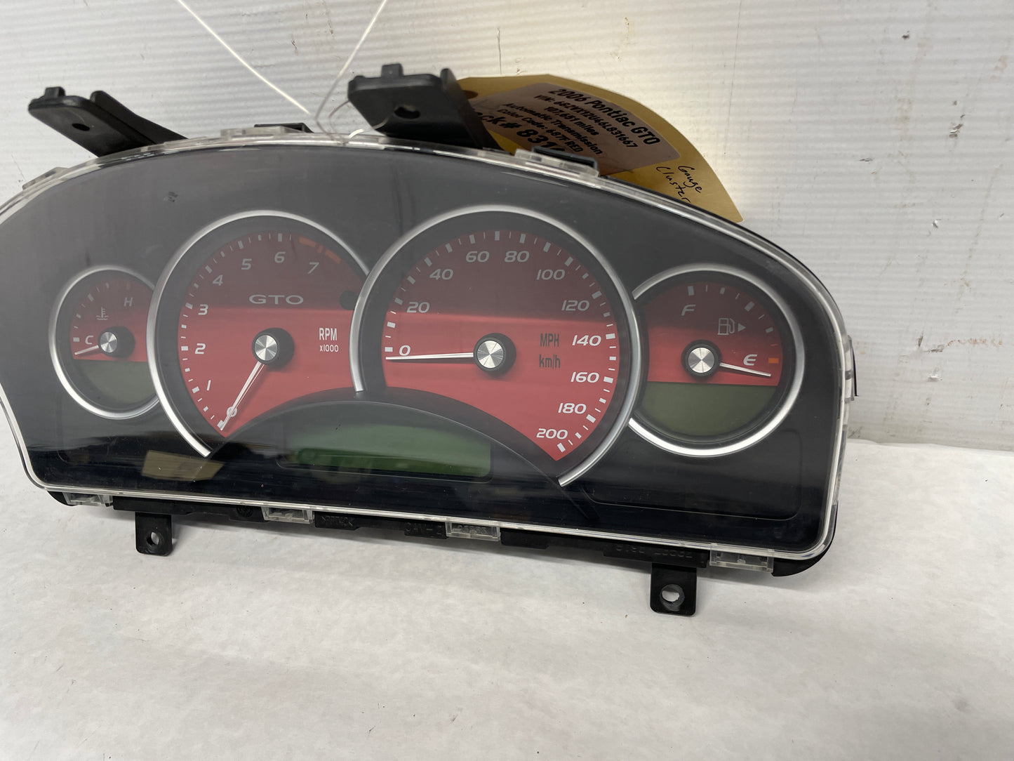 2006 Pontiac GTO Red Gauge Cluster Speedometer OEM - Day's Parts Yard