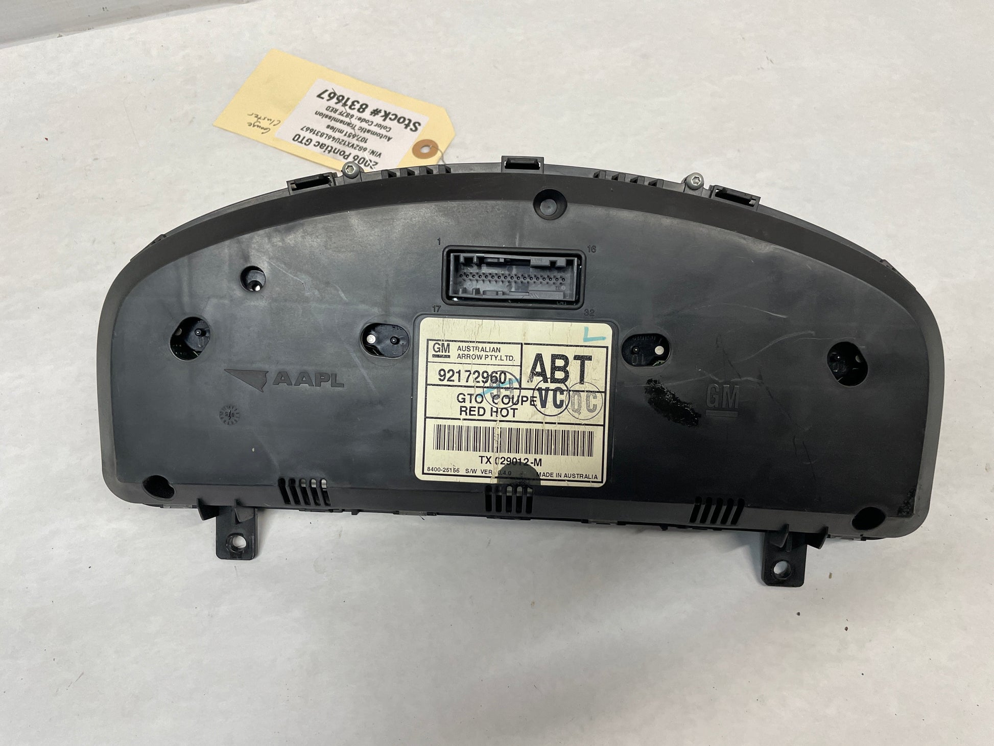 2006 Pontiac GTO Red Gauge Cluster Speedometer OEM - Day's Parts Yard