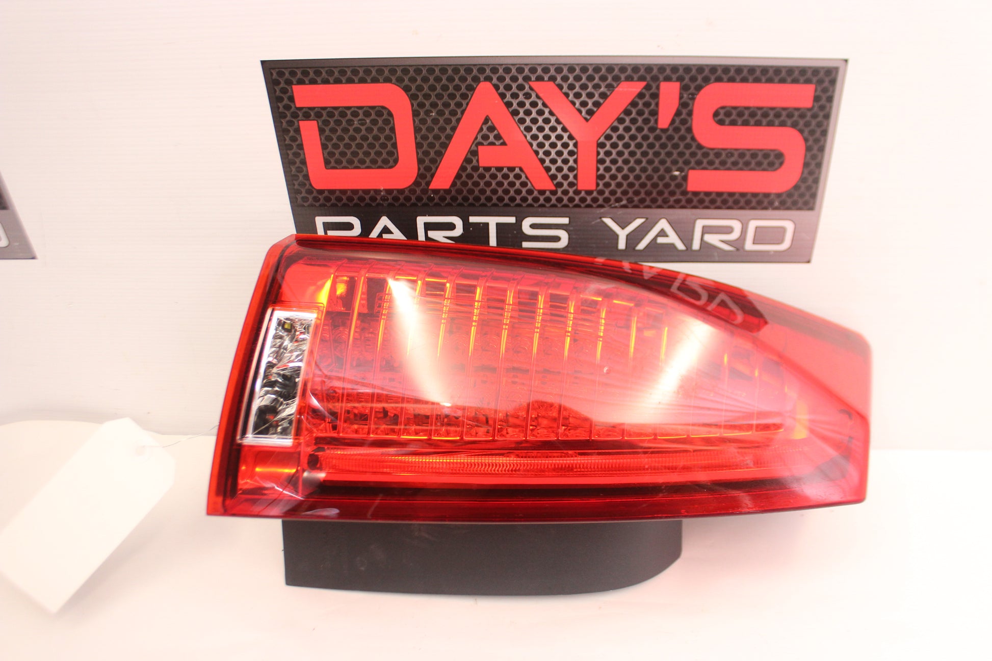 2009 Cadillac CTS-V Sedan LH Driver Tail Light Taillight OEM - Day's Parts Yard