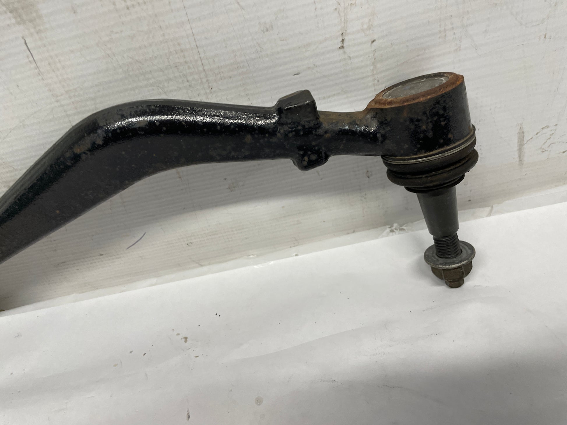 2014 Chevy Camaro ZL1 LH Driver Front Suspension Lower Control Arm OEM - Day's Parts Yard