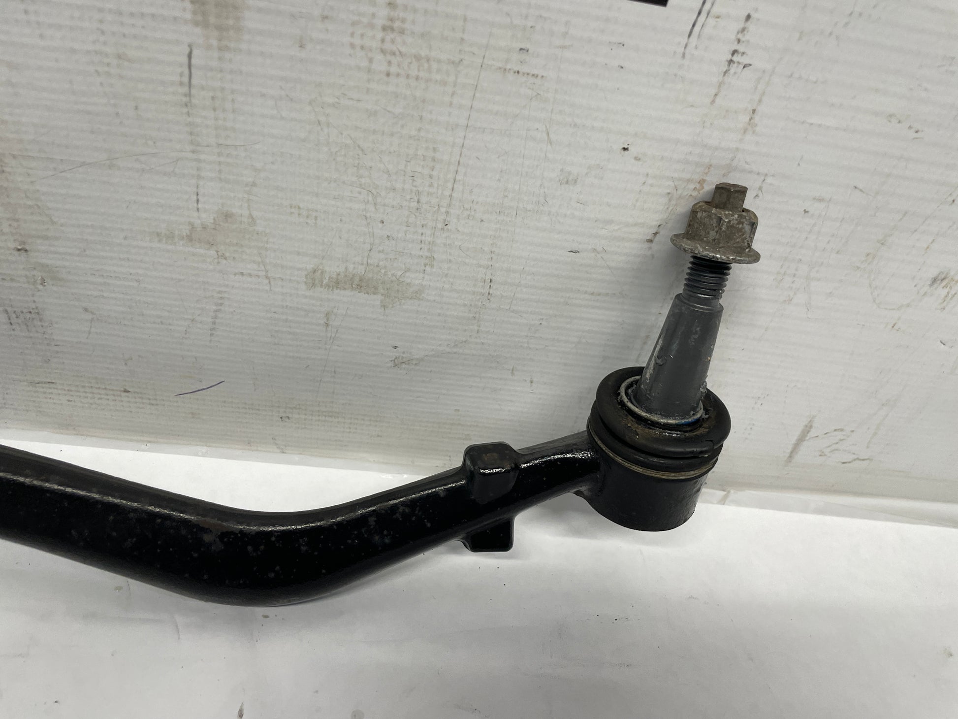 2014 Chevy Camaro ZL1 RH Passenger Front Suspension Lower Control Arm OEM - Day's Parts Yard