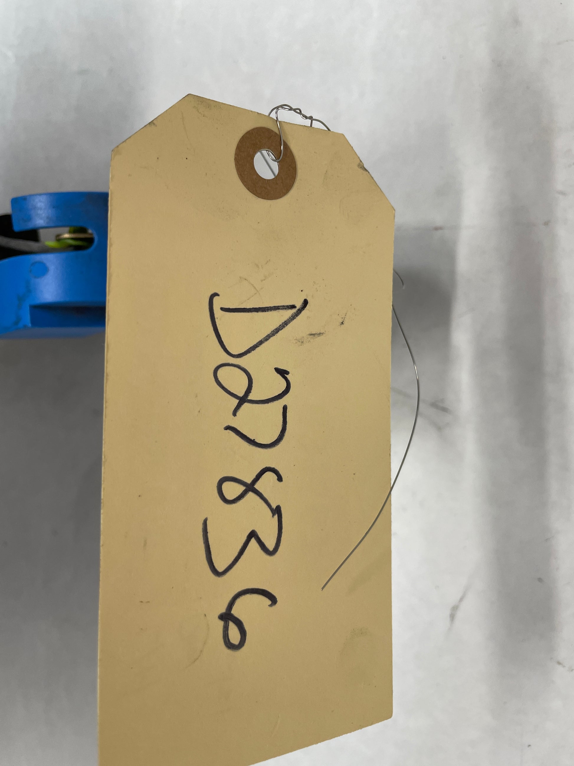 2006 Pontiac GTO LH Driver Door Lock Actuator Assembly OEM - Day's Parts Yard