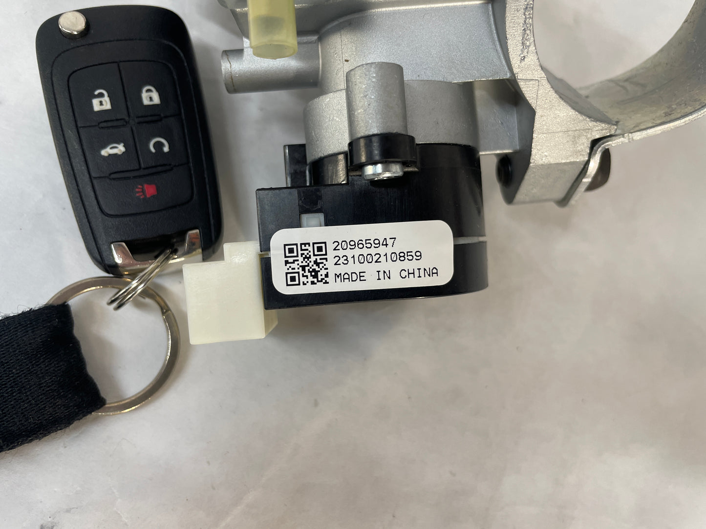 2013 Chevy Camaro ZL1 Ignition Lock Housing Assembly w/ Key Transmitter OEM - Day's Parts Yard
