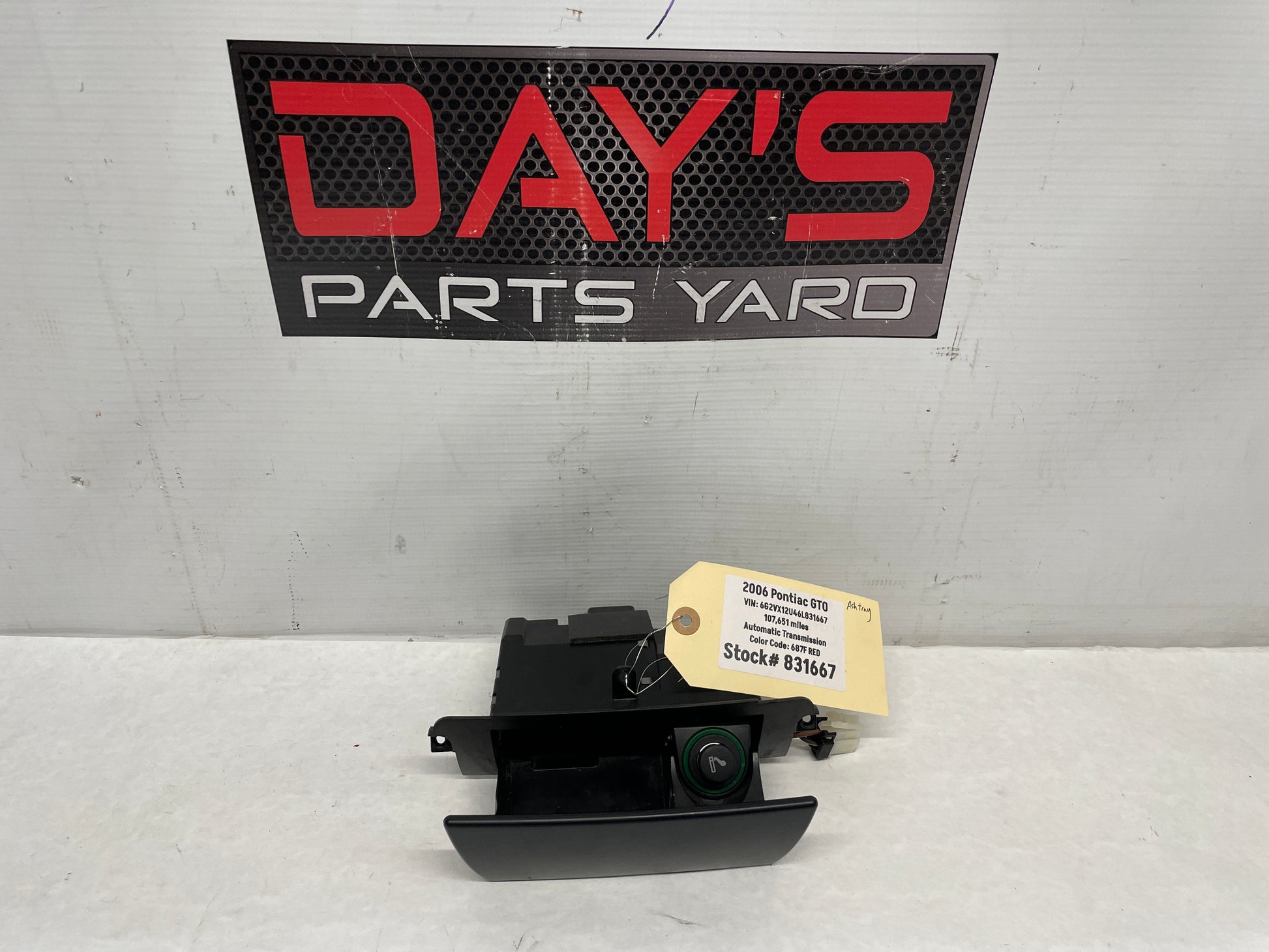 2006 Pontiac GTO Radio Ashtray Lower Compartment Smokers Package OEM - Day's Parts Yard