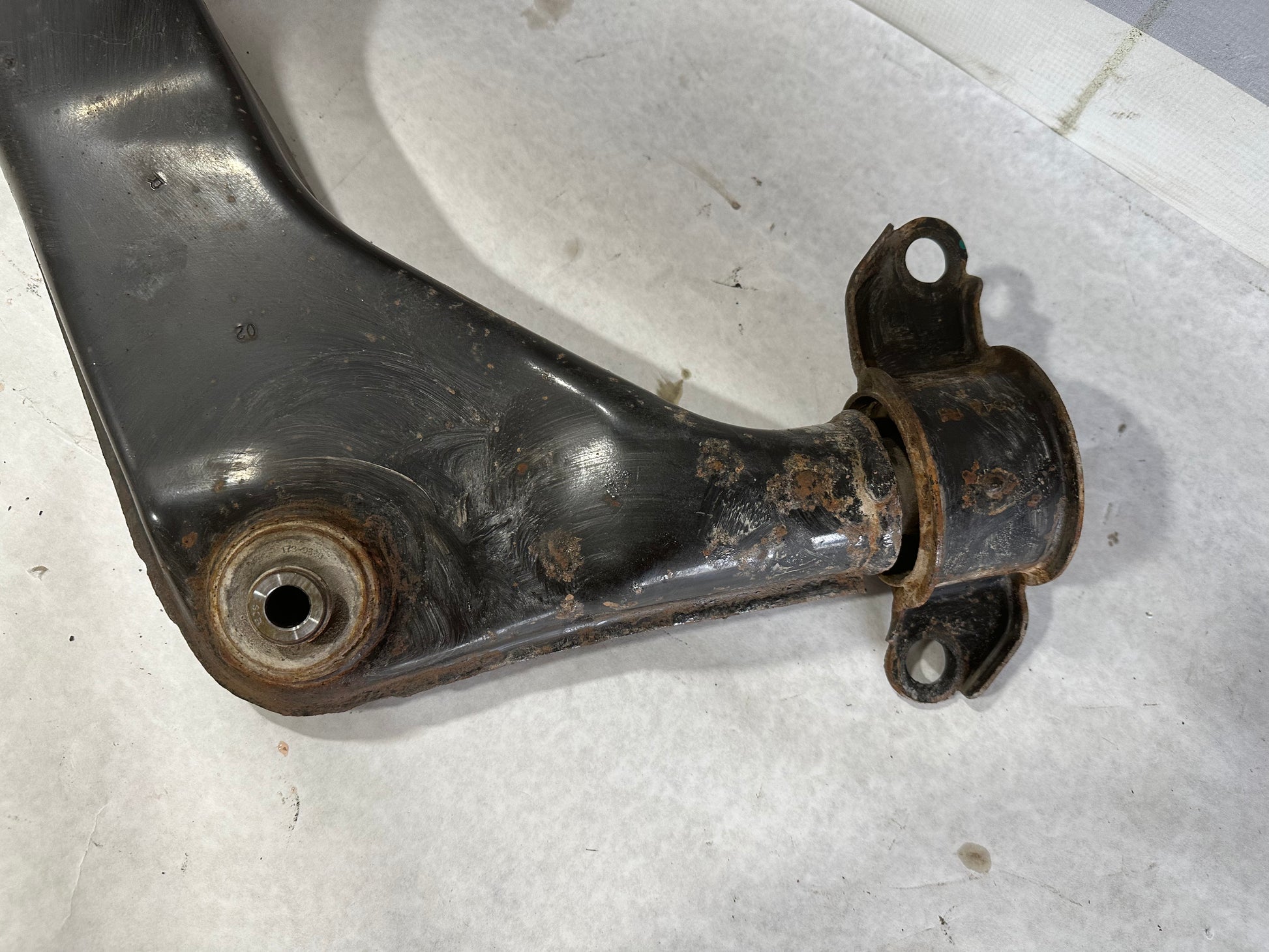 2010 Chevy Camaro SS RH Passenger Rear Upper Control Arm OEM - Day's Parts Yard
