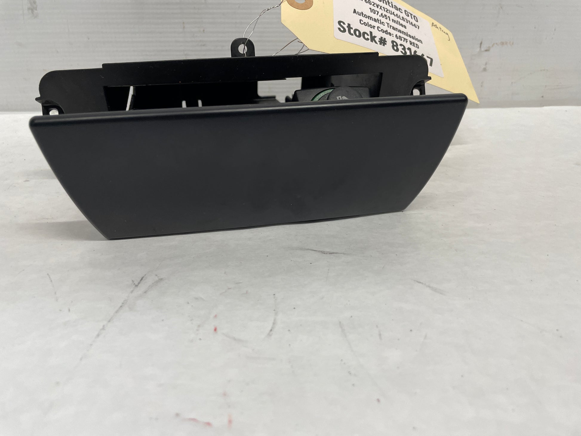 2006 Pontiac GTO Radio Ashtray Lower Compartment Smokers Package OEM - Day's Parts Yard