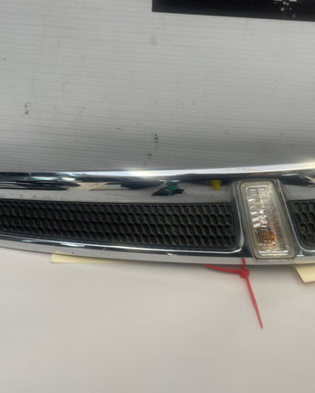 2014 Chevy SS Sedan RH & LH Fender Marker Light Grills OEM