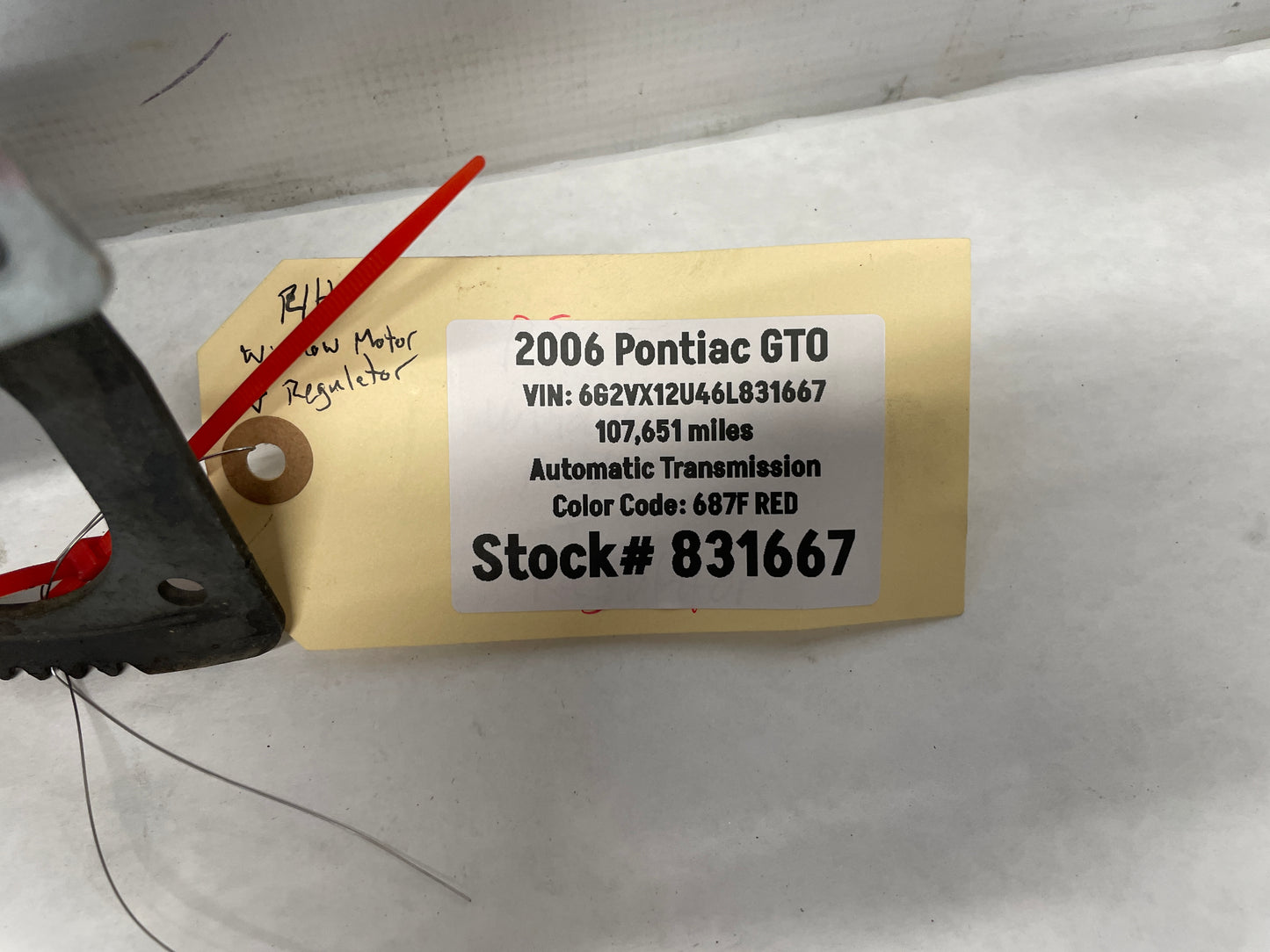 2006 Pontiac GTO RH Passenger Front Window Regulator w/ Motor OEM - Day's Parts Yard