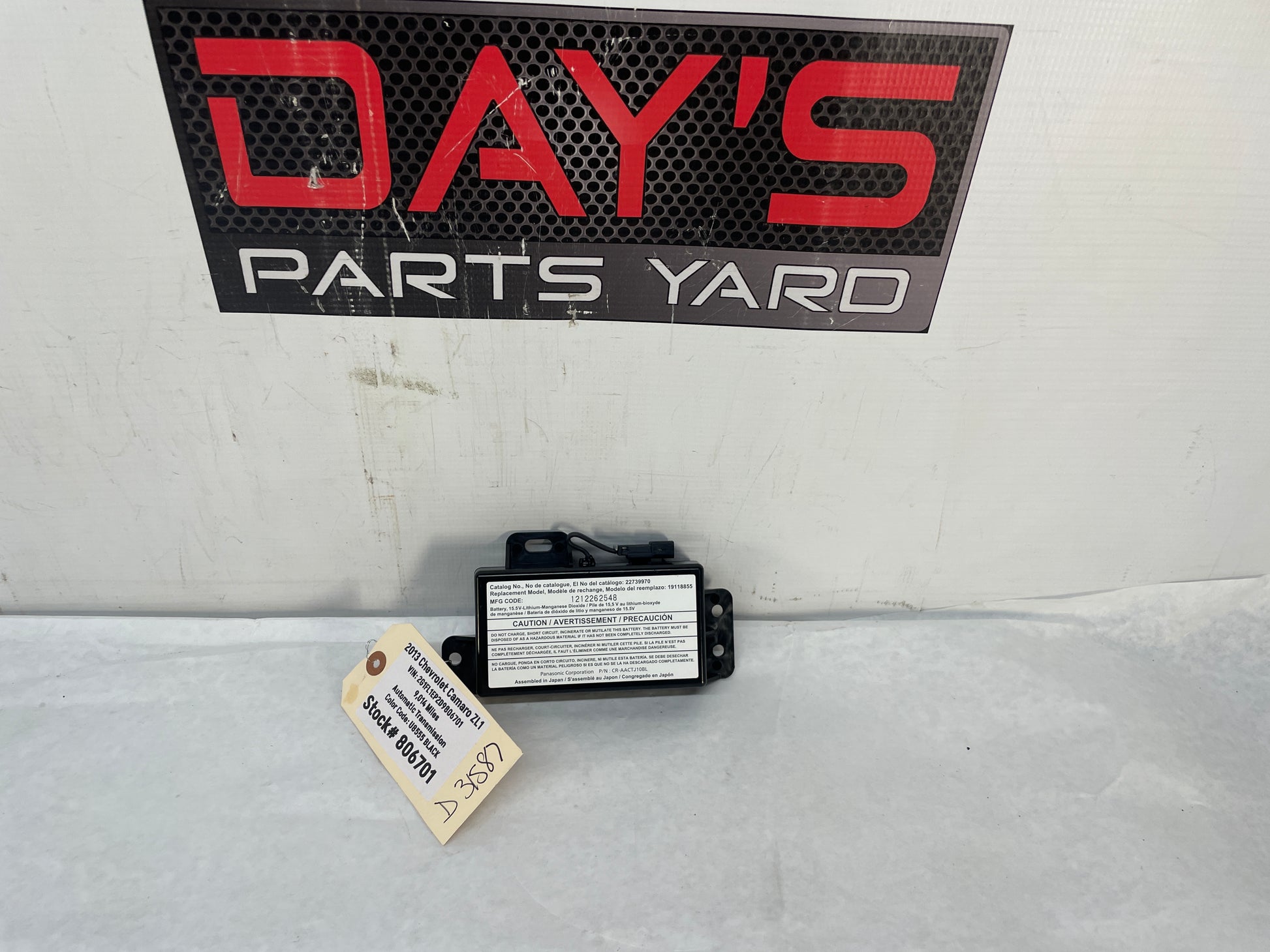 2013 Chevy Camaro ZL1 OnStar Battery Backup Control Module OEM - Day's Parts Yard