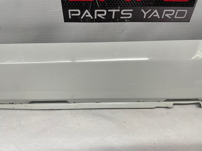 2012 Chevy Caprice PPV LH Driver Rocker Molding Side Skirt Panel Trim White OEM