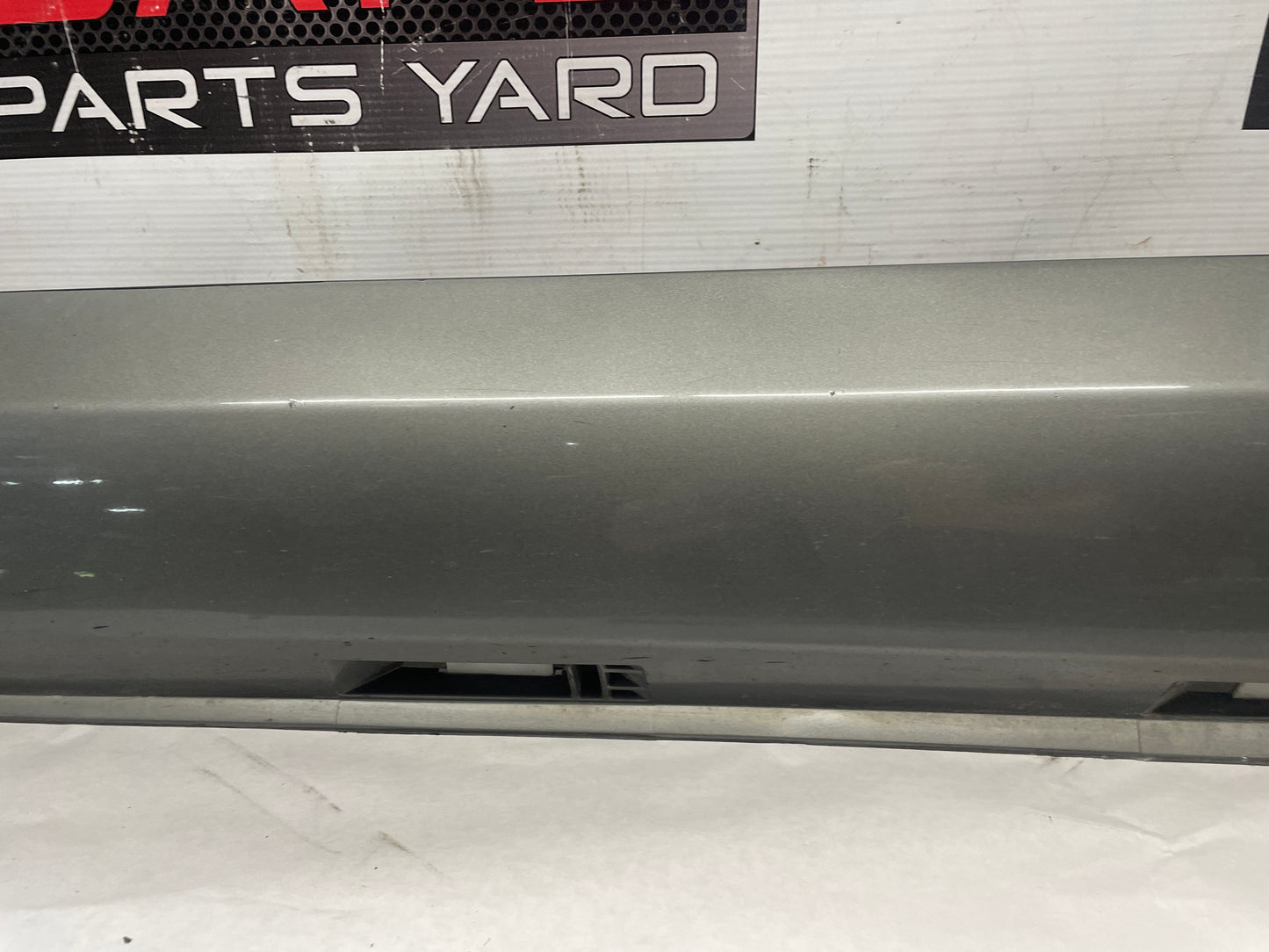 2013 Chevy Caprice LH Driver Rocker Molding Side Skirt Panel Trim OEM - Day's Parts Yard
