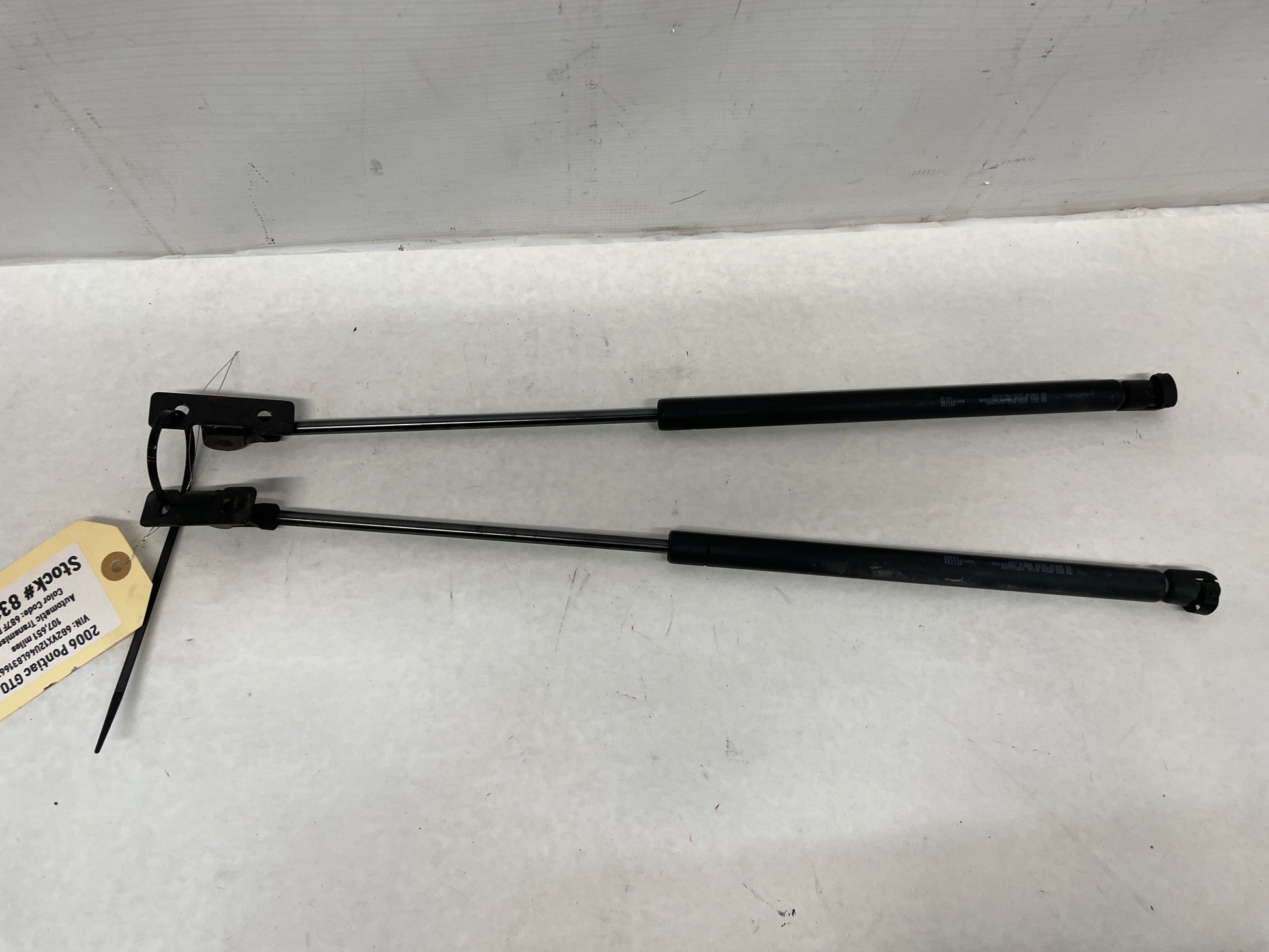 2006 Pontiac GTO Hood Gas Lift Support Struts Shocks OEM - Day's Parts Yard