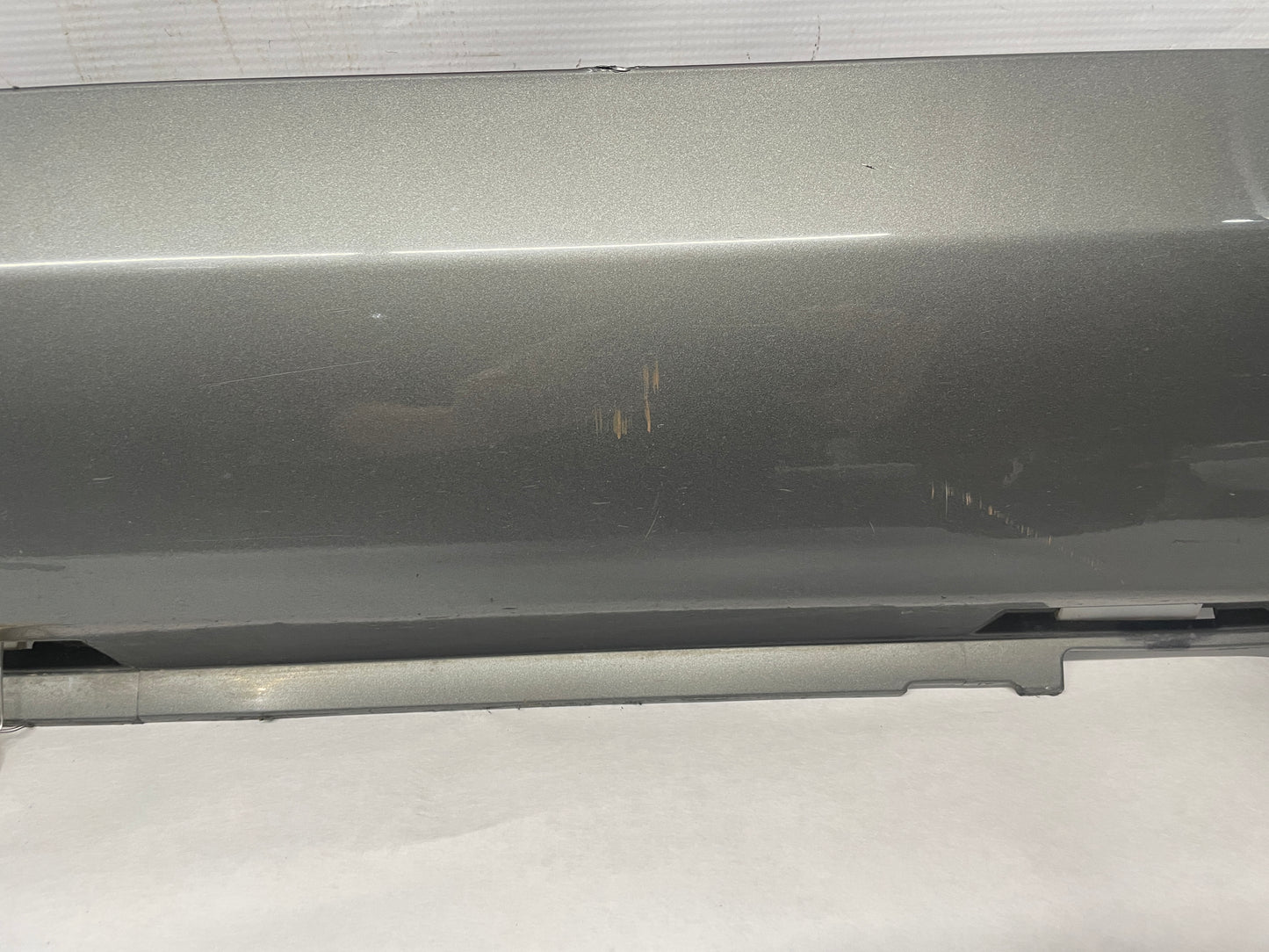 2013 Chevy Caprice LH Driver Rocker Molding Side Skirt Panel Trim OEM - Day's Parts Yard