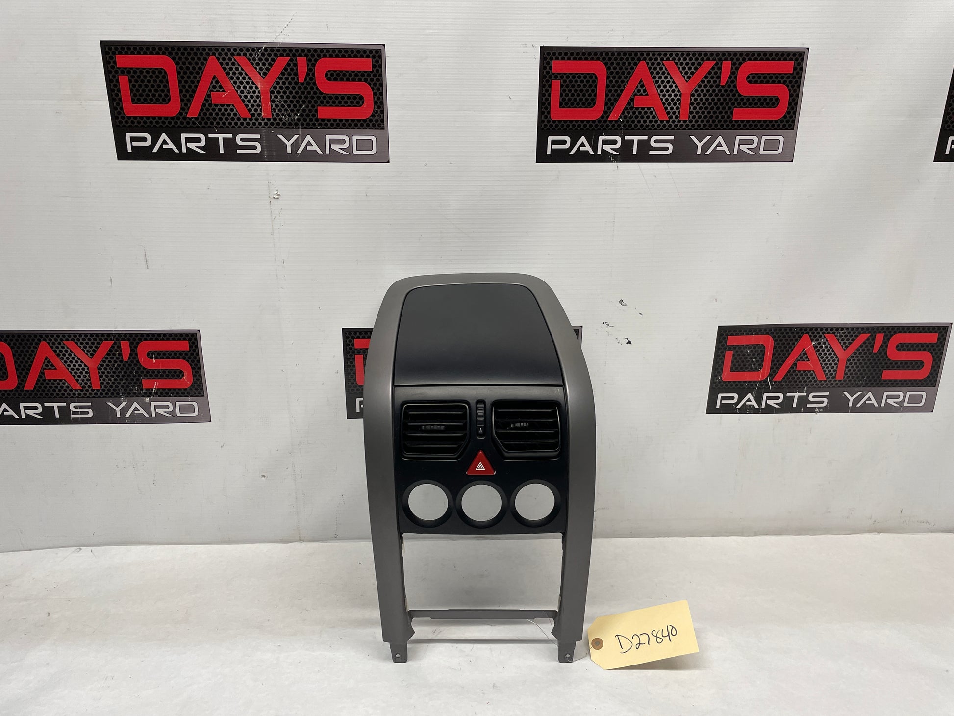 2006 Pontiac GTO Center Dash Radio HVAC Bezel Plate Panel Trim OEM - Day's Parts Yard