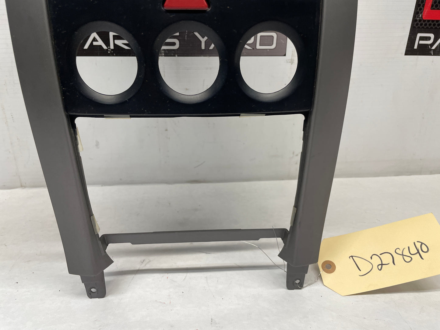 2006 Pontiac GTO Center Dash Radio HVAC Bezel Plate Panel Trim OEM - Day's Parts Yard