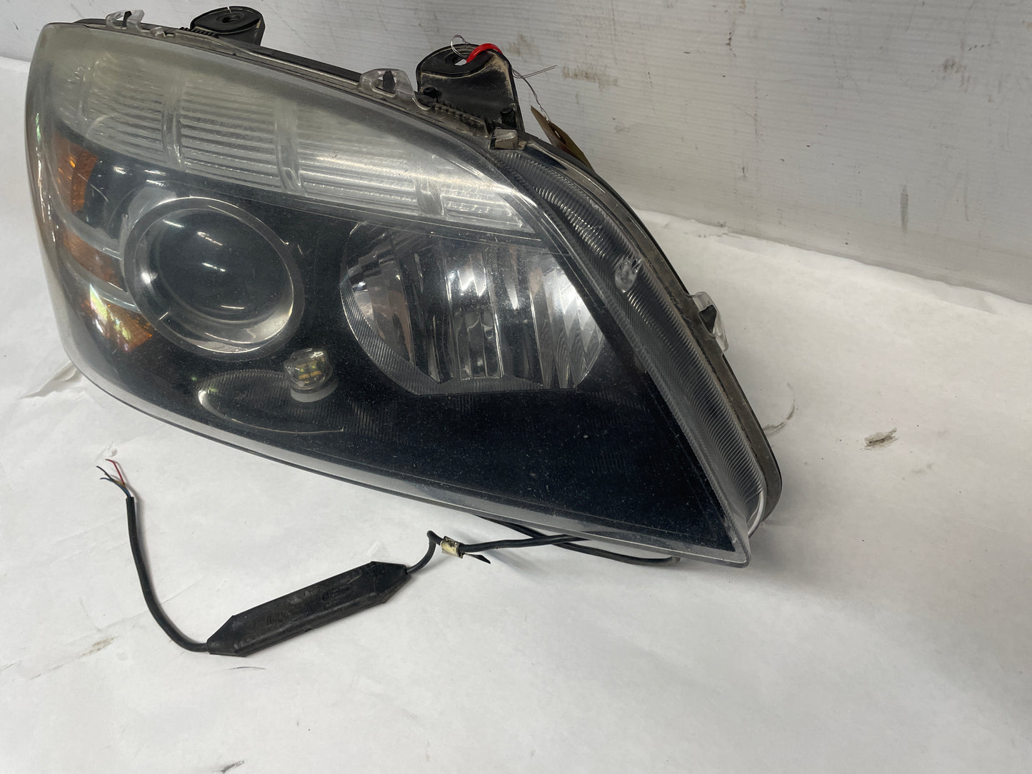 2013 Chevy Caprice RH Passenger Head Light Headlight Lamp OEM - Day's Parts Yard