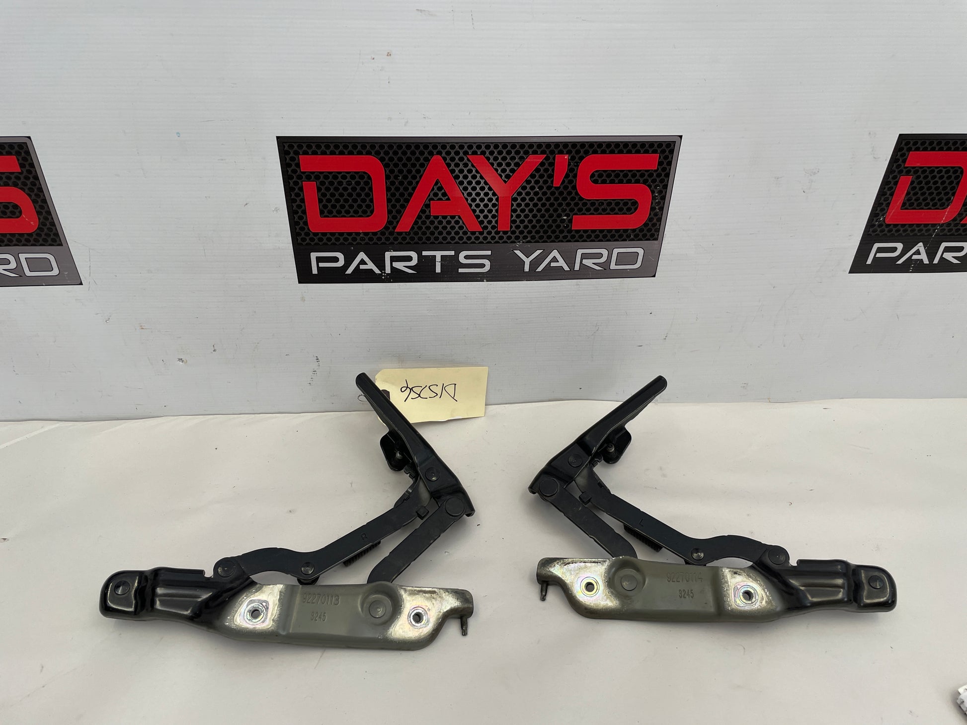 2014 Chevy SS Sedan RH & LH Trunk Deck Lid Hinges OEM - Day's Parts Yard