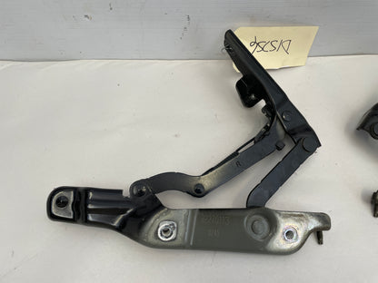 2014 Chevy SS Sedan RH & LH Trunk Deck Lid Hinges OEM - Day's Parts Yard