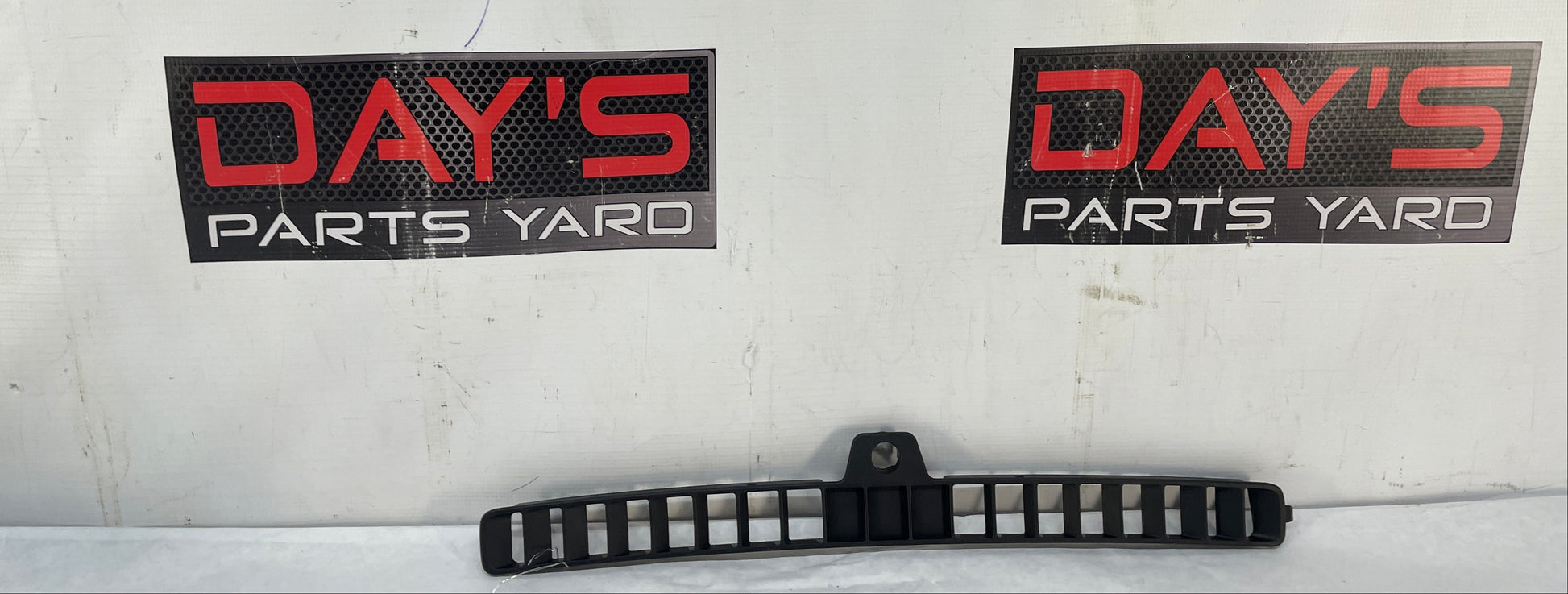 2013 Chevy Camaro ZL1 Heater Defroster Dash Grille Vent OEM - Day's Parts Yard