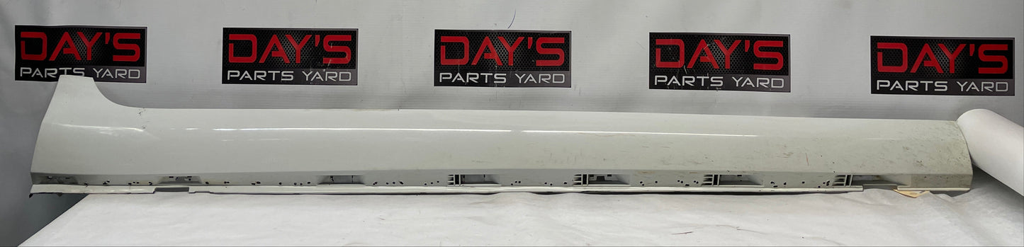 2012 Chevy Caprice PPV RH Passenger Rocker Molding Side Skirt Panel Trim White OEM