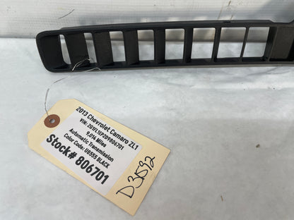 2013 Chevy Camaro ZL1 Heater Defroster Dash Grille Vent OEM - Day's Parts Yard