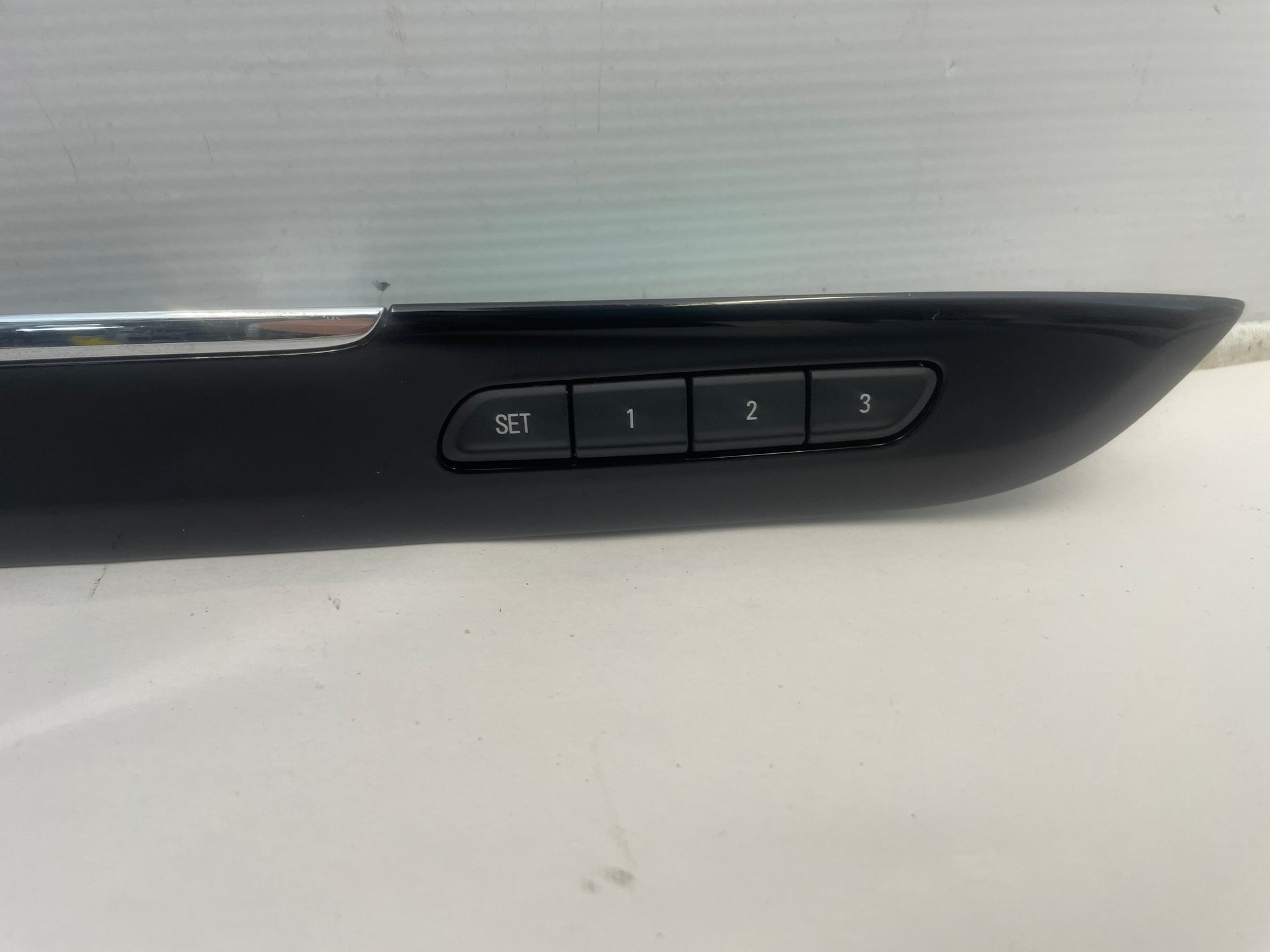 2014 Chevy SS Sedan Front LH Driver Interior Door Trim Applique w/ Control OEM - Day's Parts Yard