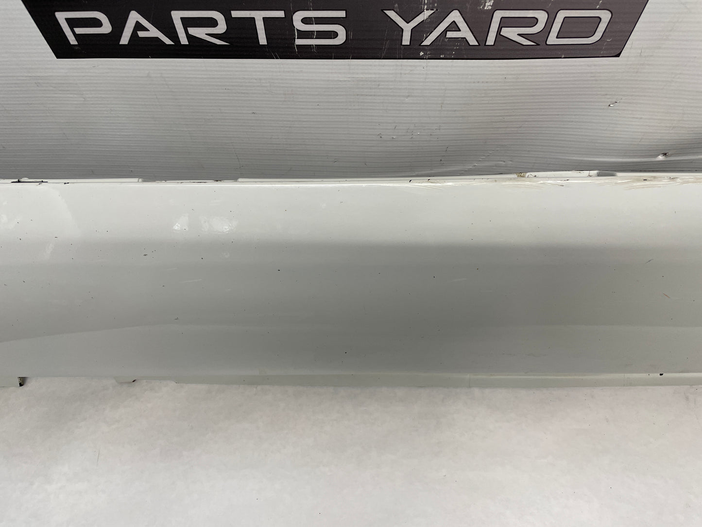 2012 Chevy Caprice PPV RH Passenger Rocker Molding Side Skirt Panel Trim White OEM