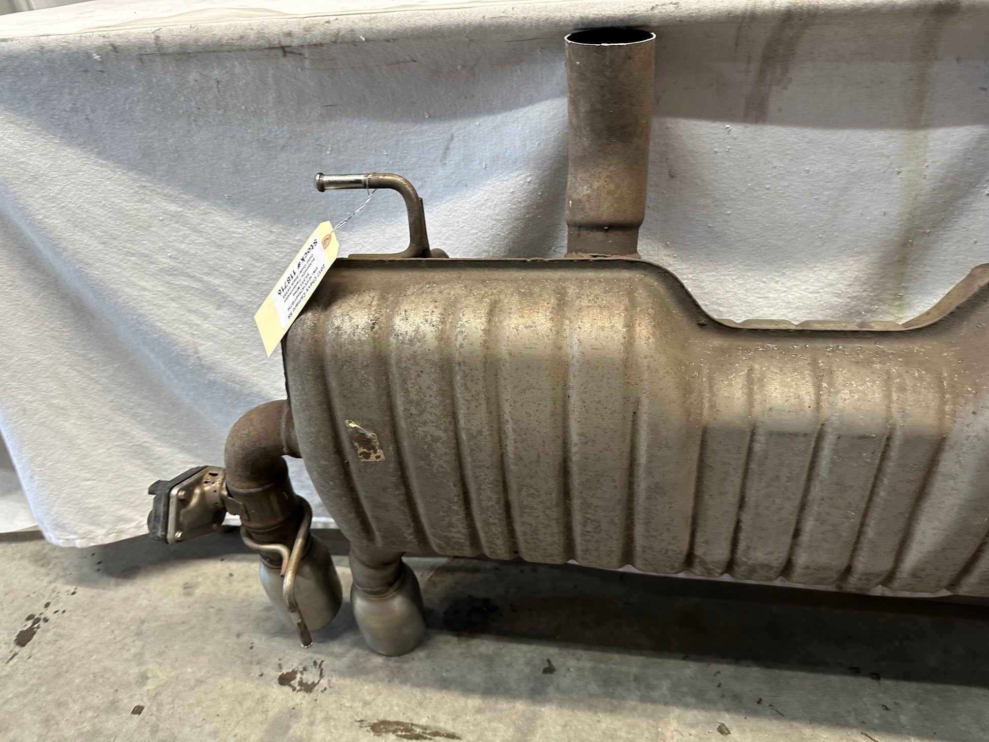 2017 Chevy Camaro SS Exhaust Muffler NPP Active Bi Mode OEM - Day's Parts Yard