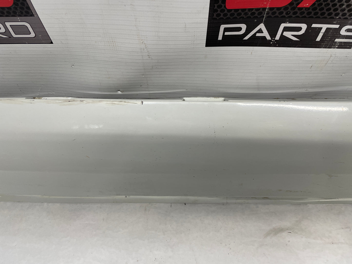 2012 Chevy Caprice PPV RH Passenger Rocker Molding Side Skirt Panel Trim White OEM