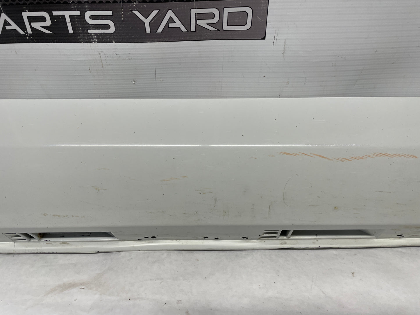 2012 Chevy Caprice PPV RH Passenger Rocker Molding Side Skirt Panel Trim White OEM