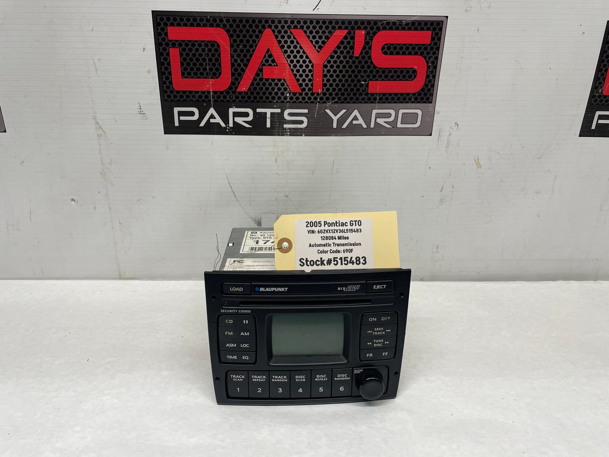 2005 Pontiac GTO Blaupunkt Radio Stereo 6 Disk CD Changer OEM - Day's Parts Yard
