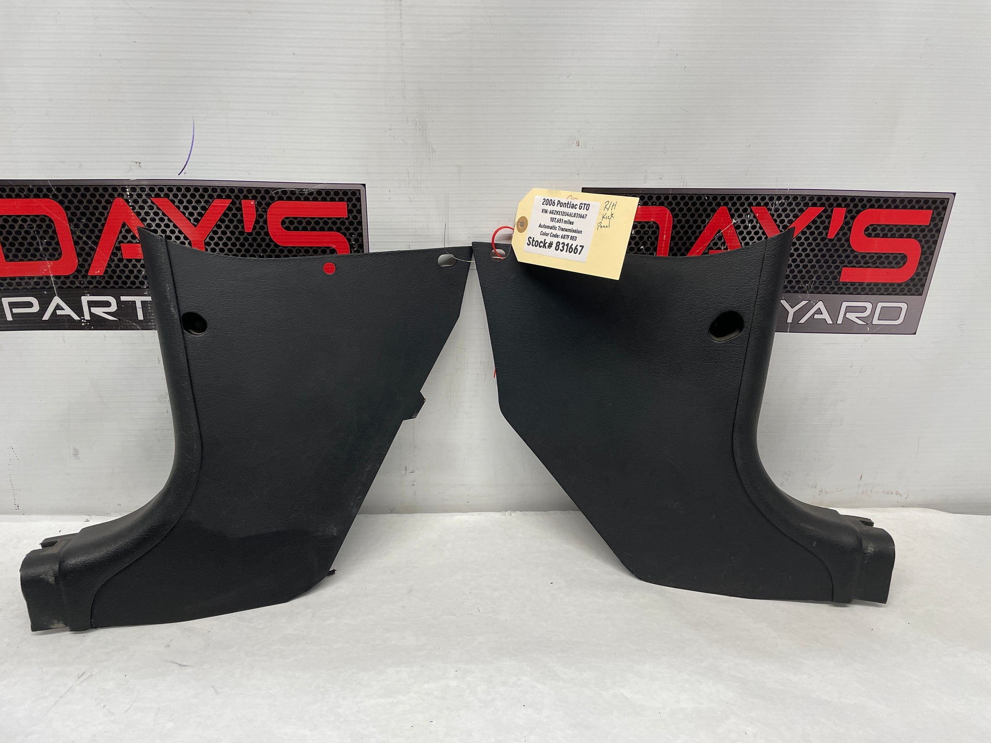 2006 Pontiac GTO RH & LH Interior Kick Panel Trim Molding OEM - Day's Parts Yard