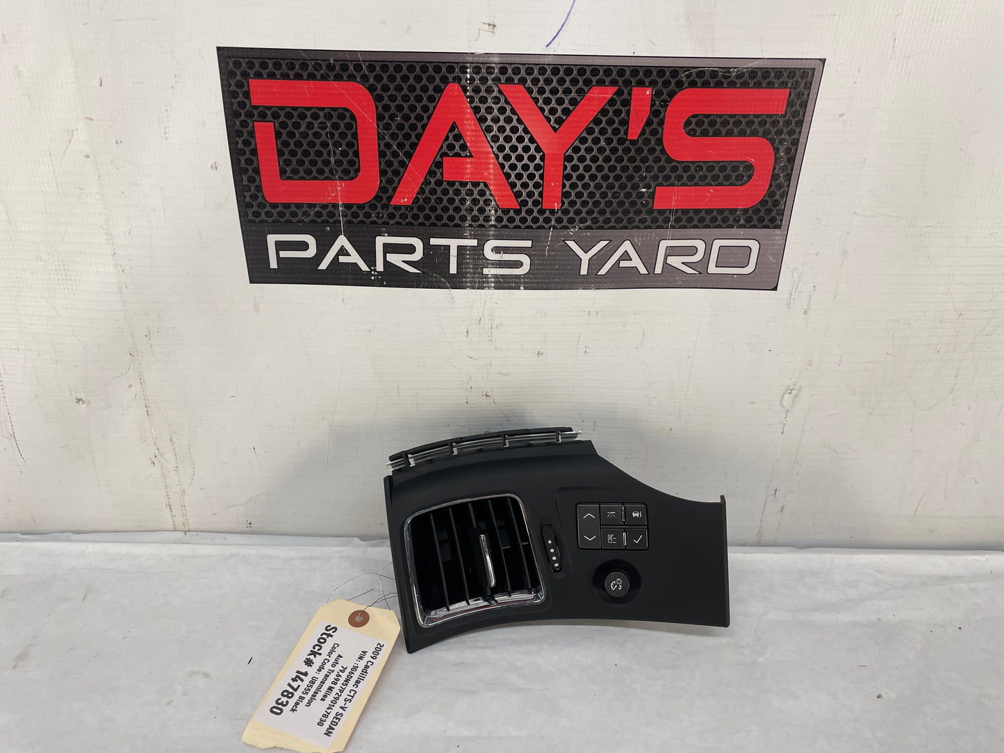 2009 Cadillac CTS-V Sedan LH Driver Dash Air Vent Grille w/ Switches OEM - Day's Parts Yard