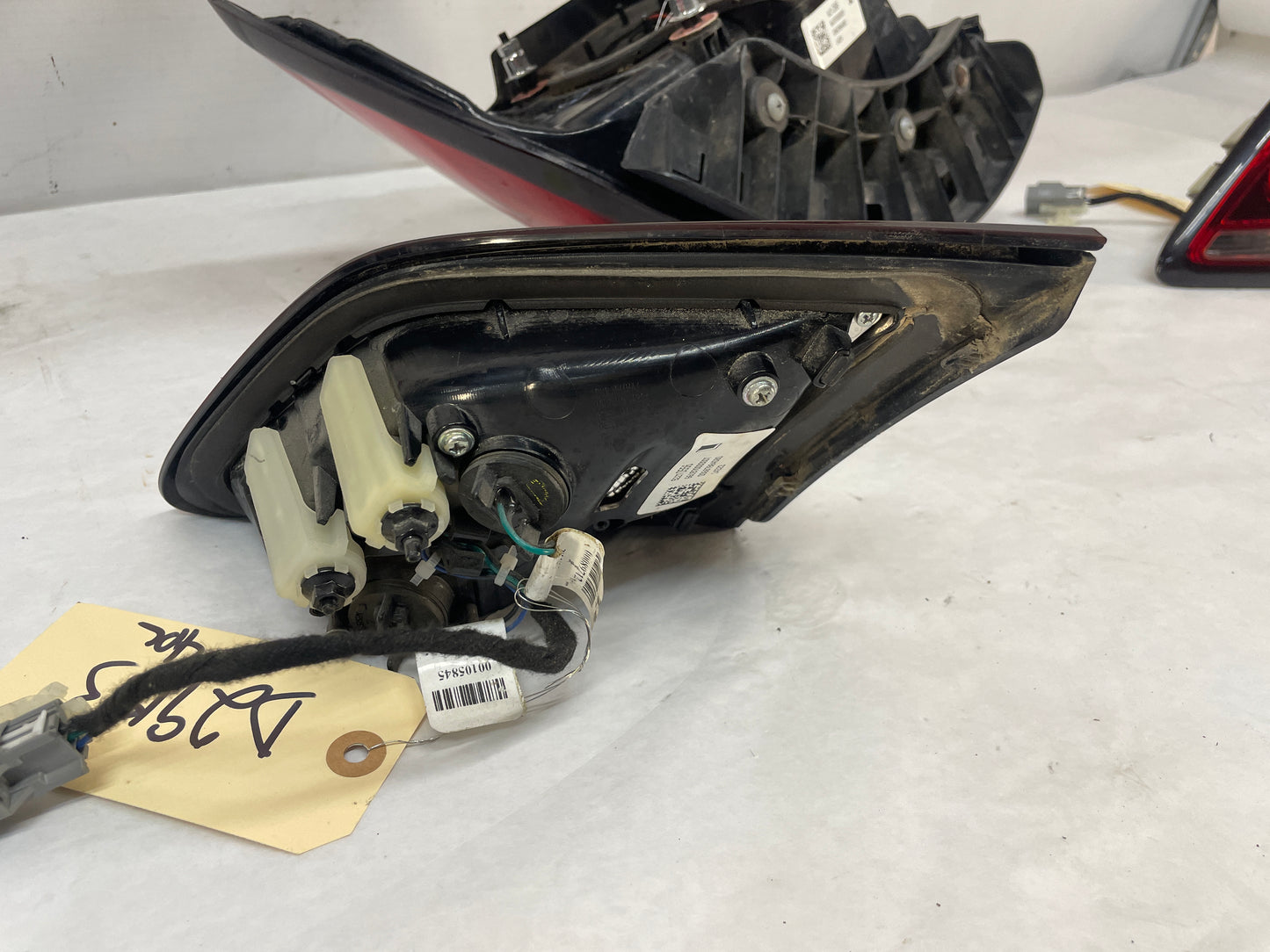 2015 Chevy SS Sedan RH & LH Inner & Outer Tail Light Taillight Stop Lamp Set OEM