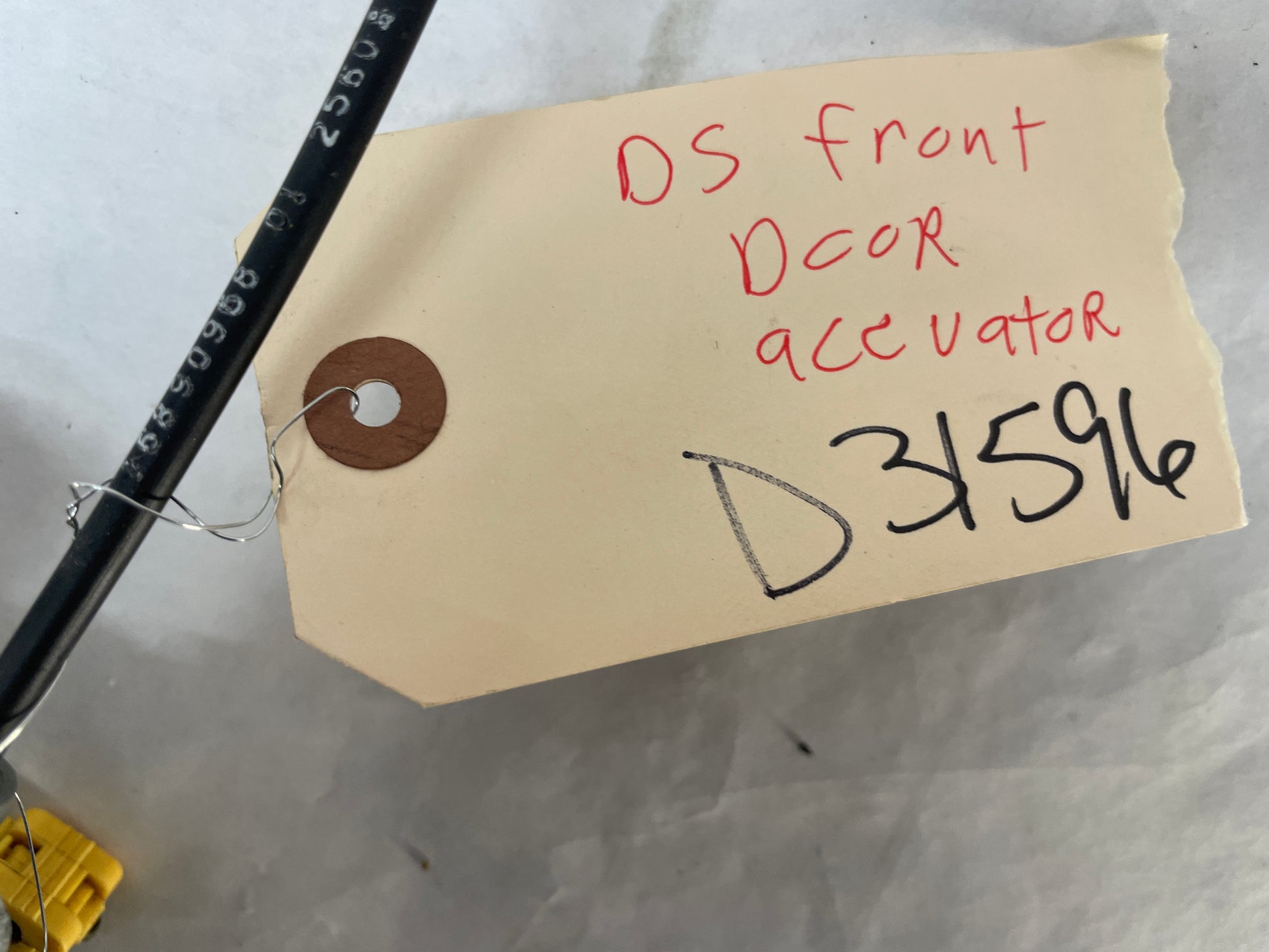 2009 Cadillac CTS-V Sedan LH Driver Front Door Lock Actuator OEM - Day's Parts Yard