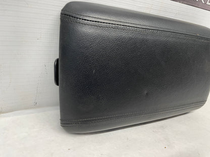 2006 Pontiac GTO Center Console Lid OEM - Day's Parts Yard