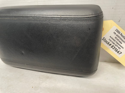 2006 Pontiac GTO Center Console Lid OEM - Day's Parts Yard