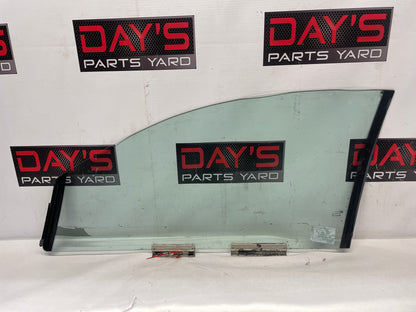 2005 Pontiac GTO RH Passenger Front Door Window Glass OEM - Day's Parts Yard