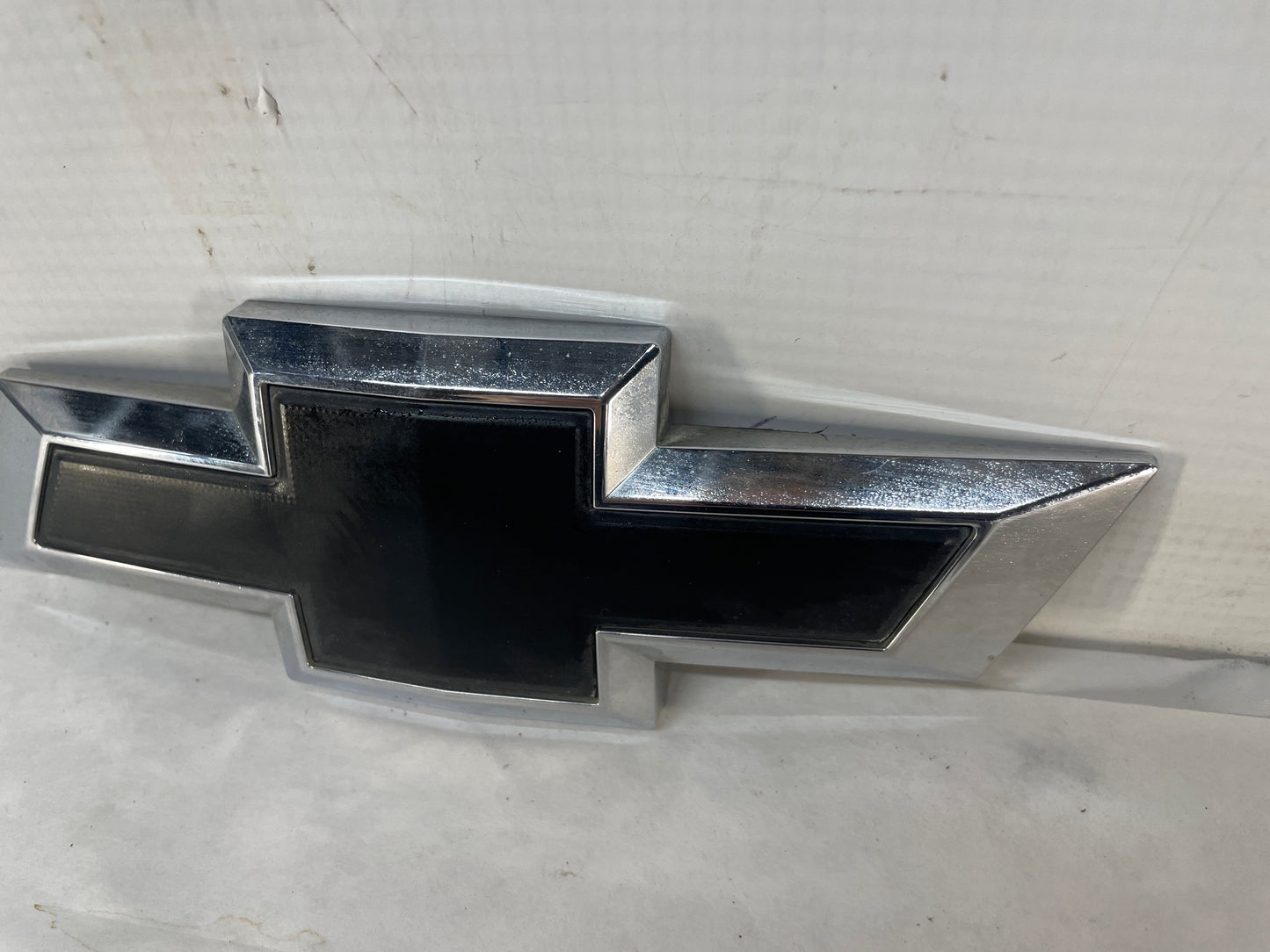 2015 Chevy SS Sedan Rear Trunk Deck Lid Emblem OEM