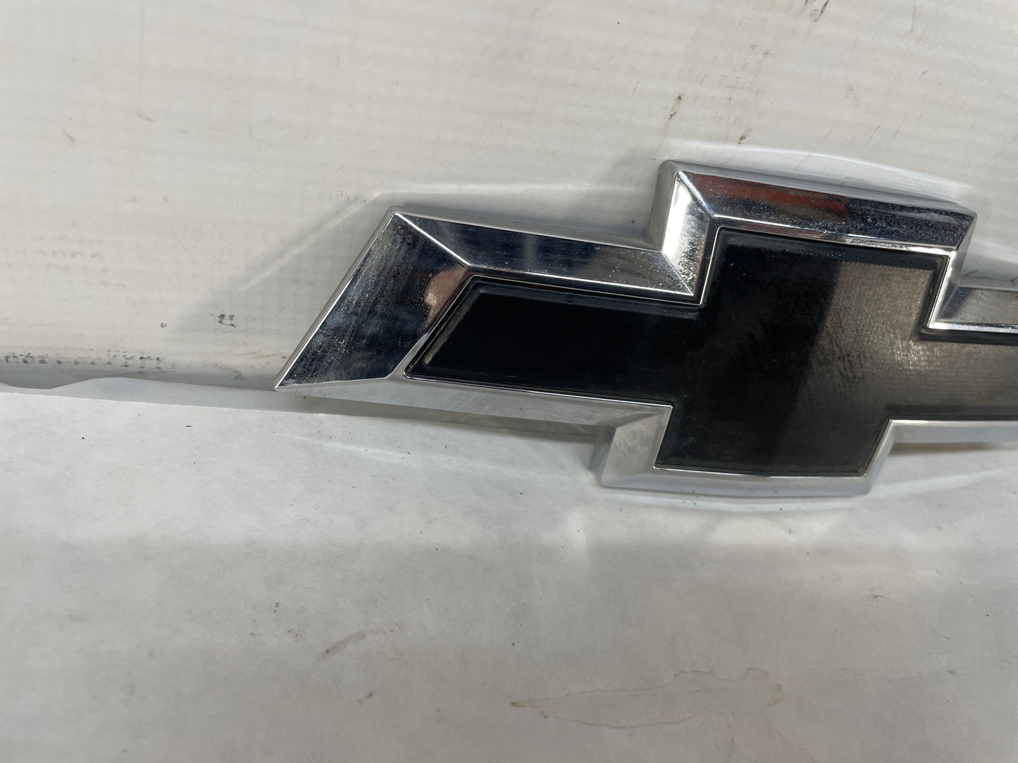 2015 Chevy SS Sedan Rear Trunk Deck Lid Emblem OEM