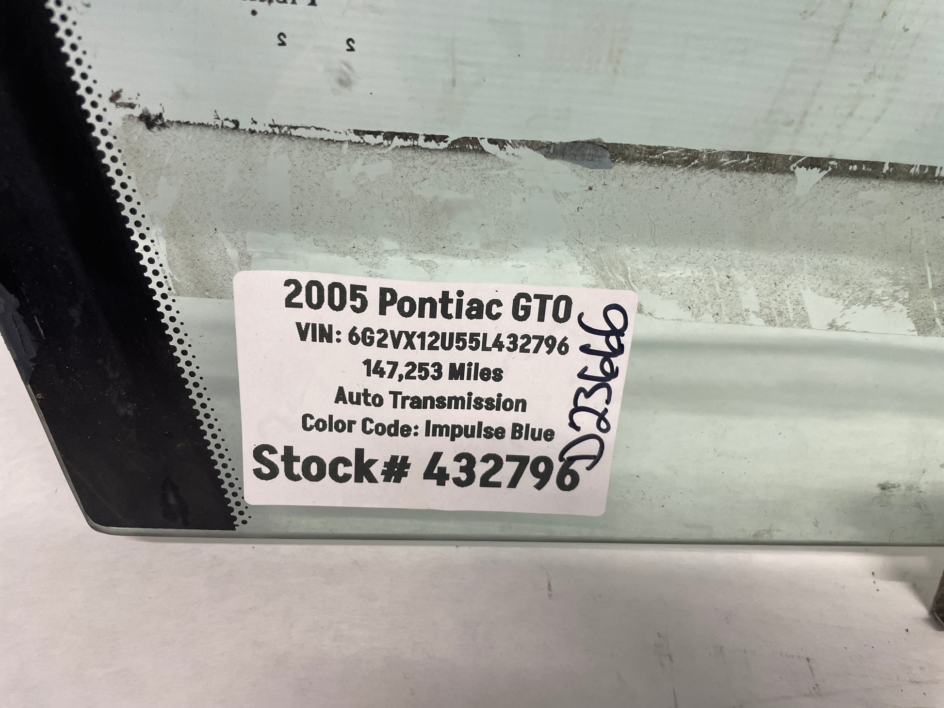 2005 Pontiac GTO LH Driver Front Door Window Glass OEM - Day's Parts Yard